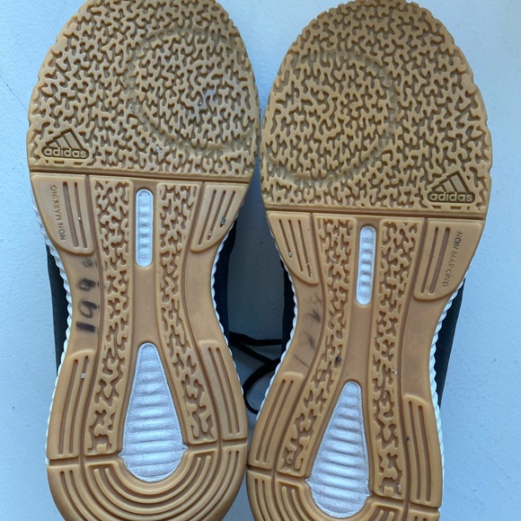 Adidas black shoes - Picture 6 of 8